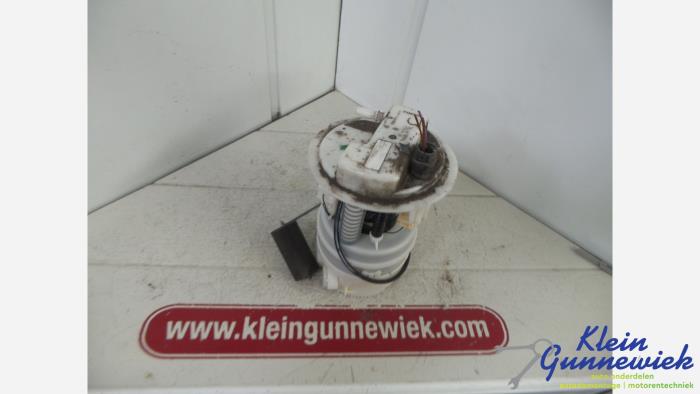 Gebruikte Tank element Pomp Dacia Logan Prijs € 19,00 Margeregeling aangeboden door Klein Gunnewiek Autodemontage & Motorentechniek