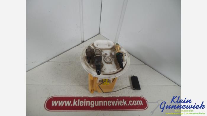 Gebruikte Brandstofpomp Elektrisch Peugeot 407 Prijs € 20,00 Margeregeling aangeboden door Klein Gunnewiek Autodemontage & Motorentechniek