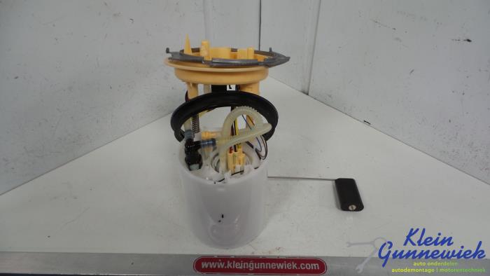 Gebruikte Tank element Pomp Volkswagen E-Golf Prijs € 88,00 Margeregeling aangeboden door Klein Gunnewiek Autodemontage & Motorentechniek