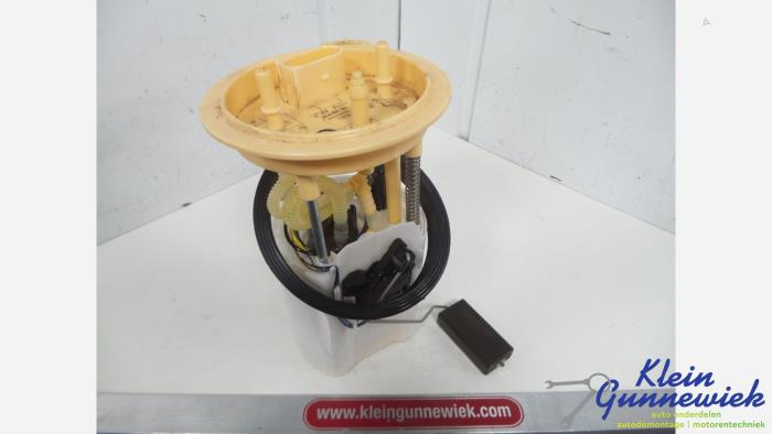 Gebruikte Tank element Pomp Volkswagen Jetta Prijs € 56,00 Margeregeling aangeboden door Klein Gunnewiek Autodemontage & Motorentechniek