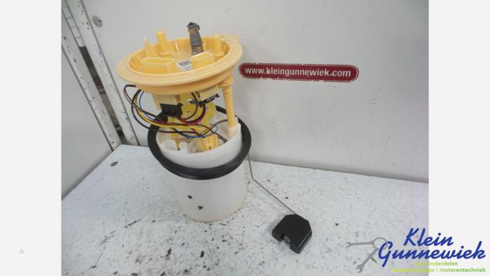 Gebruikte Tank element Pomp Volkswagen Touran Prijs € 75,00 Margeregeling aangeboden door Klein Gunnewiek Autodemontage & Motorentechniek