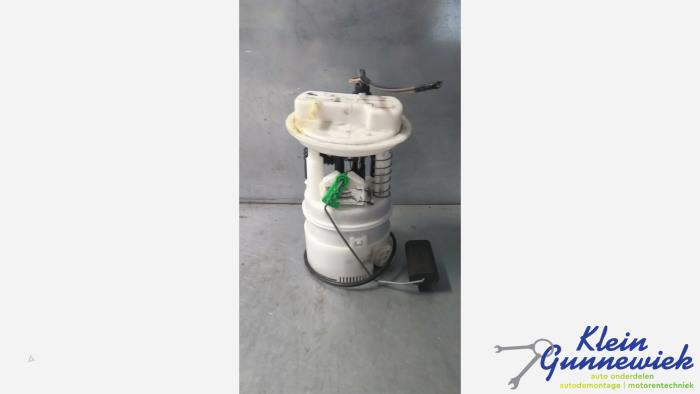 Gebruikte Tank element Pomp Dacia Duster Prijs € 65,00 Margeregeling aangeboden door Klein Gunnewiek Autodemontage & Motorentechniek