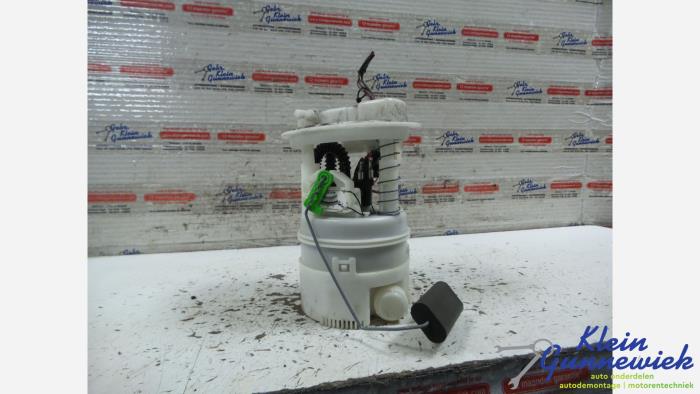 Gebruikte Tank element Pomp Dacia Sandero Prijs € 30,00 Margeregeling aangeboden door Klein Gunnewiek Autodemontage & Motorentechniek
