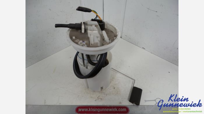 Gebruikte Tank element Pomp Ford Focus Prijs € 38,00 Margeregeling aangeboden door Klein Gunnewiek Autodemontage & Motorentechniek