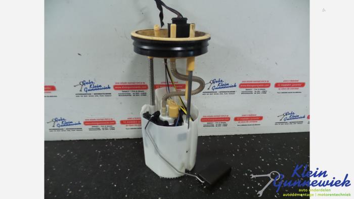 Gebruikte Tank element Pomp Volkswagen Touran Prijs € 79,00 Margeregeling aangeboden door Klein Gunnewiek Autodemontage & Motorentechniek