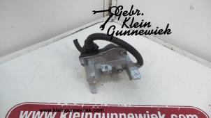 Gebruikte Uitlaatgas smoorklep Renault Trafic Prijs op aanvraag aangeboden door Gebr.Klein Gunnewiek Ho.BV