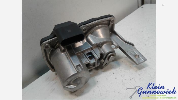 Uitlaatgas smoorklep van een Volkswagen Caddy 2015