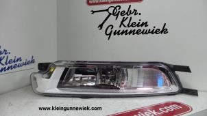Gebruikte Mistlamp links-voor Volkswagen Passat Prijs € 45,00 Margeregeling aangeboden door Gebr.Klein Gunnewiek Ho.BV