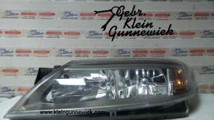 Gebruikte Linker Koplamp Renault Laguna Prijs € 75,00 Margeregeling aangeboden door Gebr.Klein Gunnewiek Ho.BV