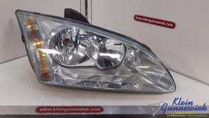 Gebruikte Koplamp rechts Ford Focus Prijs € 25,00 Margeregeling aangeboden door Klein Gunnewiek Autodemontage & Motorentechniek