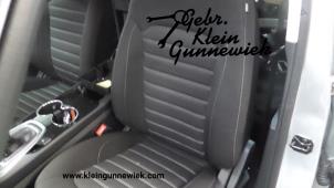 Gebruikte Voorstoel links Ford Galaxy Prijs op aanvraag aangeboden door Gebr.Klein Gunnewiek Ho.BV