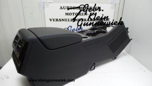 Gebruikte Armsteun Volkswagen Touareg Prijs op aanvraag aangeboden door Gebr.Klein Gunnewiek Ho.BV