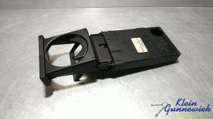 Gebruikte Bekerhouder Volkswagen Sharan Prijs € 15,00 Margeregeling aangeboden door Klein Gunnewiek Autodemontage & Motorentechniek