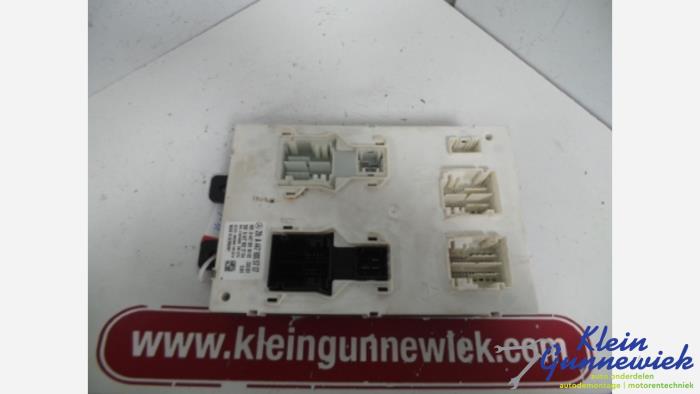 Gebruikte Module Bodycontrol Mercedes Vito Prijs € 74,00 Margeregeling aangeboden door Klein Gunnewiek Autodemontage & Motorentechniek