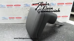 Gebruikte Armleuning Opel Zafira Prijs op aanvraag aangeboden door Gebr.Klein Gunnewiek Ho.BV