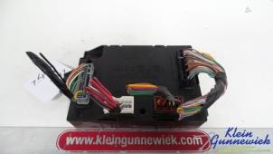 Gebruikte Computer Body Control Renault Captur Prijs € 60,00 Margeregeling aangeboden door Klein Gunnewiek Autodemontage & Motorentechniek