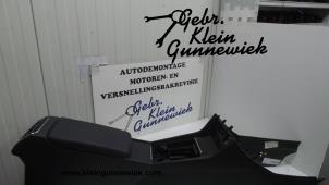 Gebruikte Armleuning Skoda Superb Prijs op aanvraag aangeboden door Gebr.Klein Gunnewiek Ho.BV