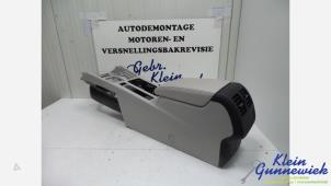 Gebruikte Armleuning Volkswagen Arteon Prijs € 125,00 Margeregeling aangeboden door Klein Gunnewiek Autodemontage & Motorentechniek