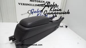 Gebruikte Armsteun Opel Ampera Prijs op aanvraag aangeboden door Gebr.Klein Gunnewiek Ho.BV
