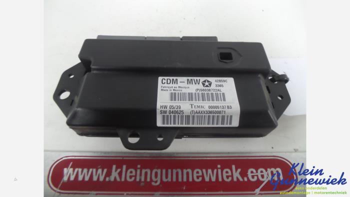 Gebruikte Module Centrale Deurvergrendeling Chrysler 300 C Prijs € 30,00 Margeregeling aangeboden door Klein Gunnewiek Autodemontage & Motorentechniek