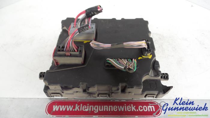 Gebruikte Bodycontrol Module Renault Kangoo Prijs € 62,00 Margeregeling aangeboden door Klein Gunnewiek Autodemontage & Motorentechniek