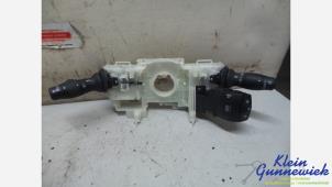 Gebruikte Schakelaar Stuurkolom (licht) Renault Master Prijs € 95,00 Margeregeling aangeboden door Klein Gunnewiek Autodemontage & Motorentechniek