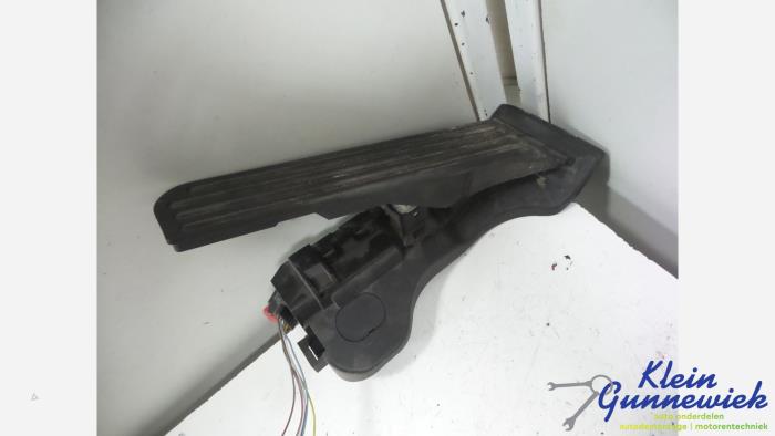 Gebruikte Sensor Gaspedaalpositie Volkswagen Jetta Prijs € 40,00 Margeregeling aangeboden door Klein Gunnewiek Autodemontage & Motorentechniek