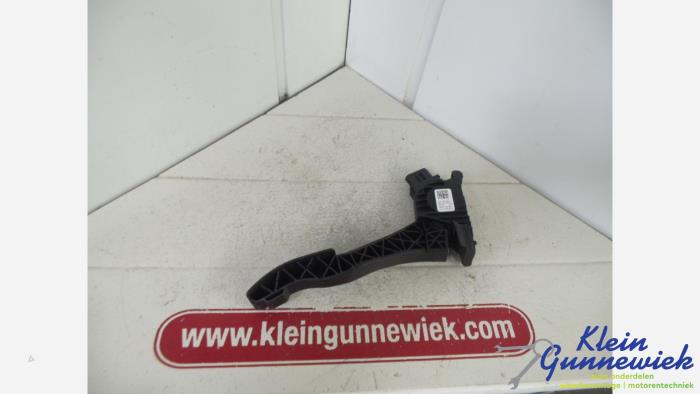 Gebruikte Gaspedaalpositie Sensor Volkswagen Touran Prijs € 20,00 Margeregeling aangeboden door Klein Gunnewiek Autodemontage & Motorentechniek