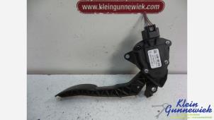 Gebruikte Sensor Gaspedaalpositie Renault Master Prijs € 40,00 Margeregeling aangeboden door Klein Gunnewiek Autodemontage & Motorentechniek