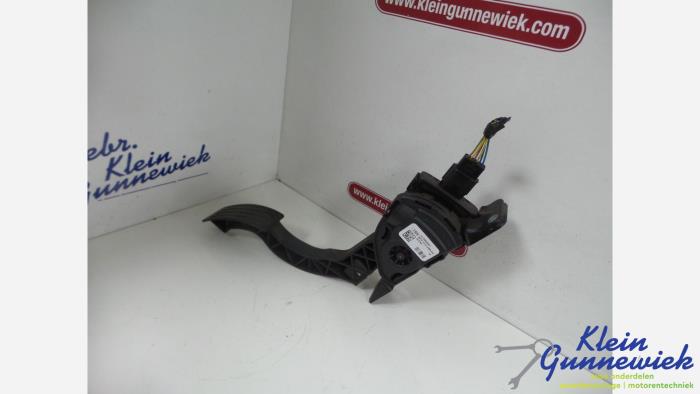 Gebruikte Sensor Gaspedaalpositie Volvo V40 Prijs € 35,00 Margeregeling aangeboden door Klein Gunnewiek Autodemontage & Motorentechniek