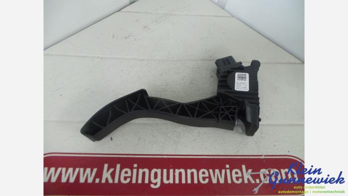 Gebruikte Gaspedaalpositie Sensor Volkswagen Passat Prijs € 29,00 Margeregeling aangeboden door Klein Gunnewiek Autodemontage & Motorentechniek