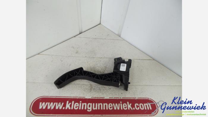 Gebruikte Sensor Gaspedaalpositie Volkswagen Golf Prijs € 29,00 Margeregeling aangeboden door Klein Gunnewiek Autodemontage & Motorentechniek
