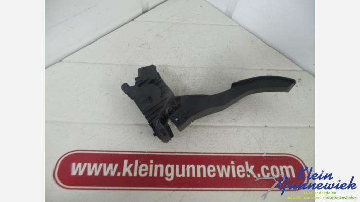 Gebruikte Gaspedaalpositie Sensor Volkswagen Passat Prijs € 29,00 Margeregeling aangeboden door Klein Gunnewiek Autodemontage & Motorentechniek