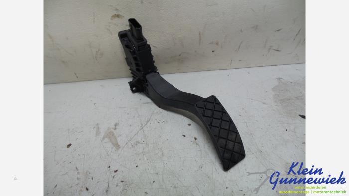 Gaspedaalpositie Sensor van een Volkswagen Golf 2015