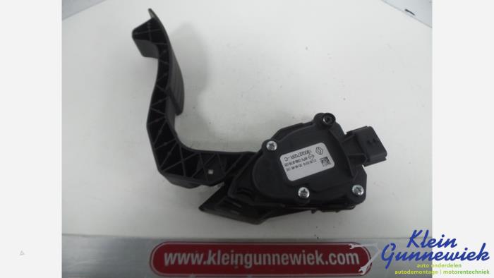 Gebruikte Gaspedaalpositie Sensor Dacia Sandero Prijs € 45,00 Margeregeling aangeboden door Klein Gunnewiek Autodemontage & Motorentechniek
