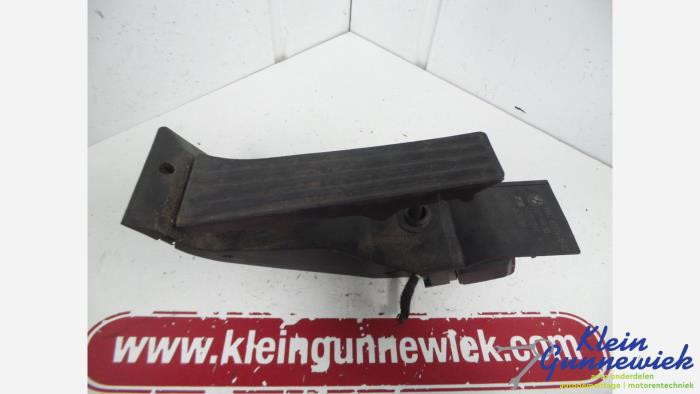 Gebruikte Gaspedaalpositie Sensor BMW 3-Serie Prijs € 20,00 Margeregeling aangeboden door Klein Gunnewiek Autodemontage & Motorentechniek