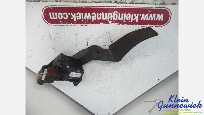 Gebruikte Gaspedaalpositie Sensor Opel Zafira Prijs € 50,00 Margeregeling aangeboden door Klein Gunnewiek Autodemontage & Motorentechniek