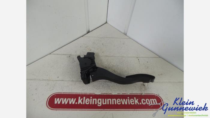 Gebruikte Gaspedaalpositie Sensor Volkswagen Golf Sportsvan Prijs € 20,00 Margeregeling aangeboden door Klein Gunnewiek Autodemontage & Motorentechniek