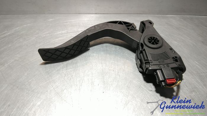 Gebruikte Gaspedaalpositie Sensor Audi A4 Prijs € 15,00 Margeregeling aangeboden door Klein Gunnewiek Autodemontage & Motorentechniek
