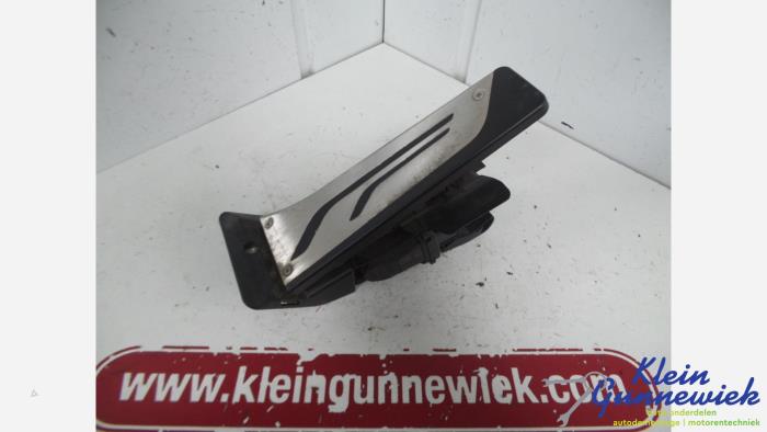 Gebruikte Gaspedaalpositie Sensor BMW 4-Serie Prijs € 15,00 Margeregeling aangeboden door Klein Gunnewiek Autodemontage & Motorentechniek