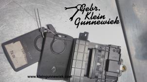 Gebruikte Kaartlezer (slot) Renault Koleos Prijs op aanvraag aangeboden door Gebr.Klein Gunnewiek Ho.BV