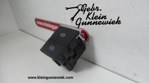 Gebruikte Handrem schakelaar Audi A8 Prijs op aanvraag aangeboden door Gebr.Klein Gunnewiek Ho.BV