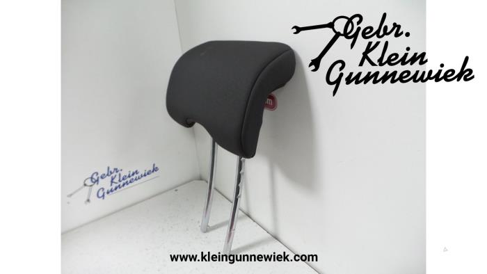 Hoofdsteun van een Volvo V40 2016