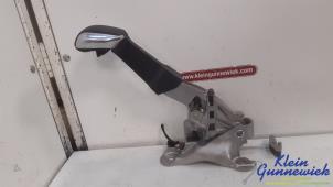 Gebruikte Handremhendel Citroen C3 Aircross Prijs op aanvraag aangeboden door Klein Gunnewiek Autodemontage & Motorentechniek