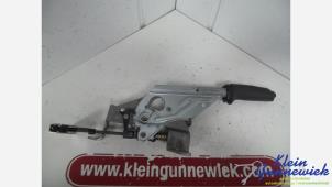 Gebruikte Handremhendel BMW 4-Serie Prijs op aanvraag aangeboden door Klein Gunnewiek Autodemontage & Motorentechniek