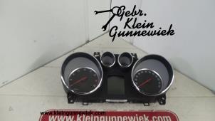 Gebruikte Instrumentenpaneel Opel Mokka Prijs op aanvraag aangeboden door Gebr.Klein Gunnewiek Ho.BV