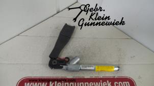 Gebruikte Gordelspanner rechts Opel Insignia Prijs op aanvraag aangeboden door Gebr.Klein Gunnewiek Ho.BV