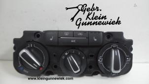 Gebruikte Kachel Bedieningspaneel Volkswagen Beetle Prijs op aanvraag aangeboden door Gebr.Klein Gunnewiek Ho.BV