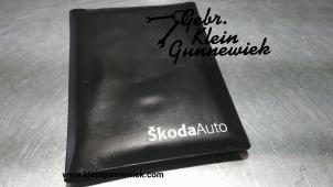 Gebruikte Instructie Boekje Skoda Roomster Prijs op aanvraag aangeboden door Gebr.Klein Gunnewiek Ho.BV
