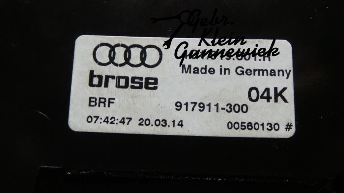 Kantelmechaniek display van een Audi A7 2014